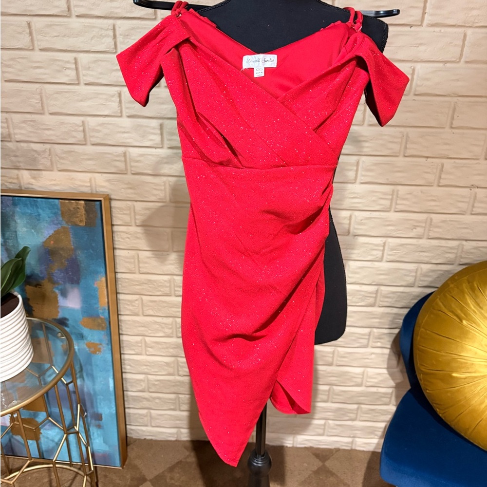 Emerald Sundae Red One-Shoulder Draped Cocktail Dress